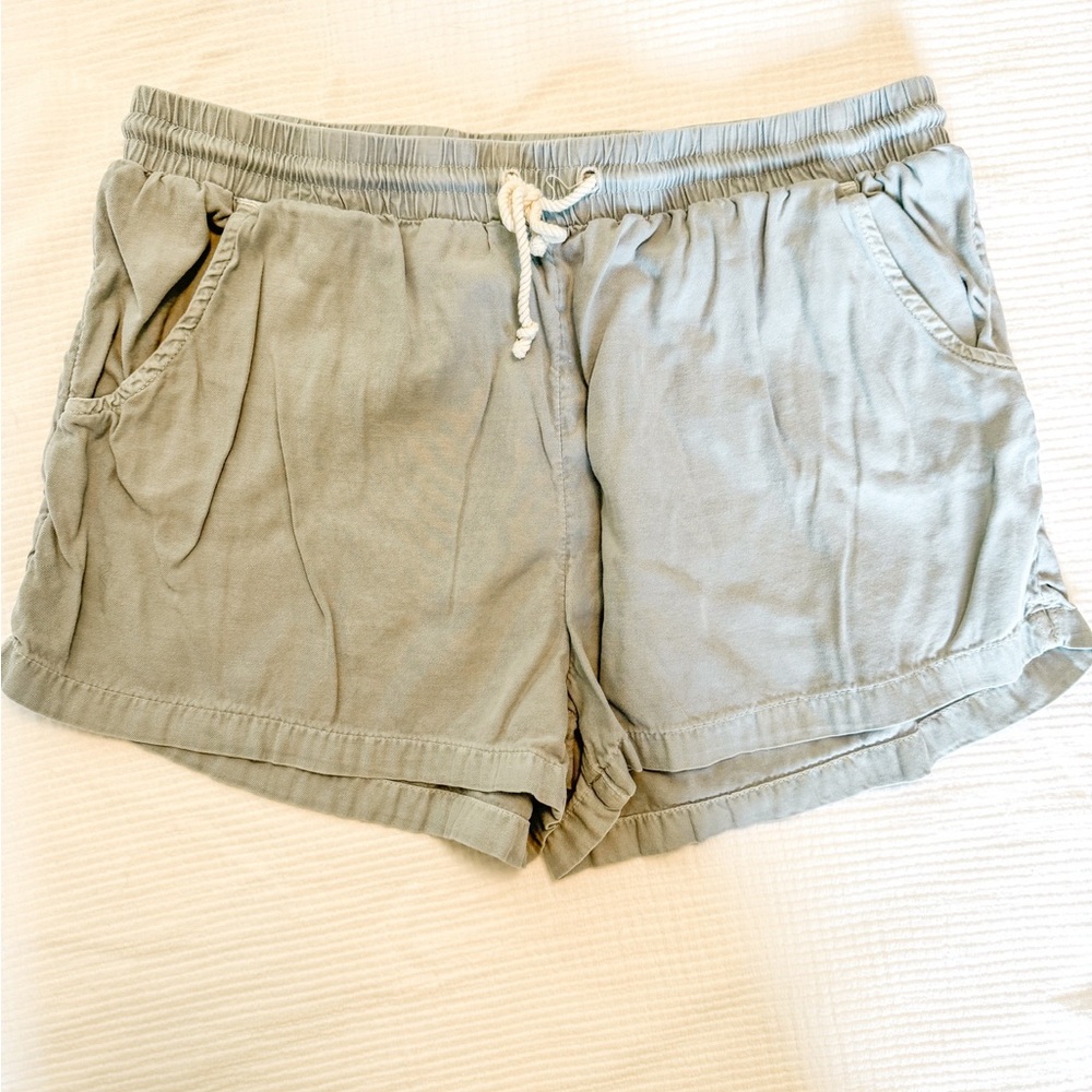 Billabong Gray Cargo Shorts Elastic Waist Lightweight